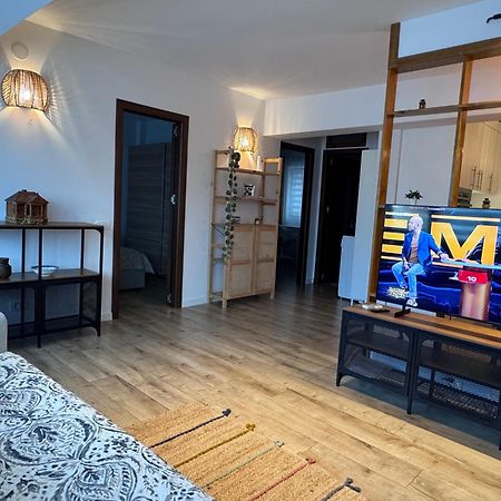 Central-Home Târgu Jiu Zewnętrze zdjęcie
